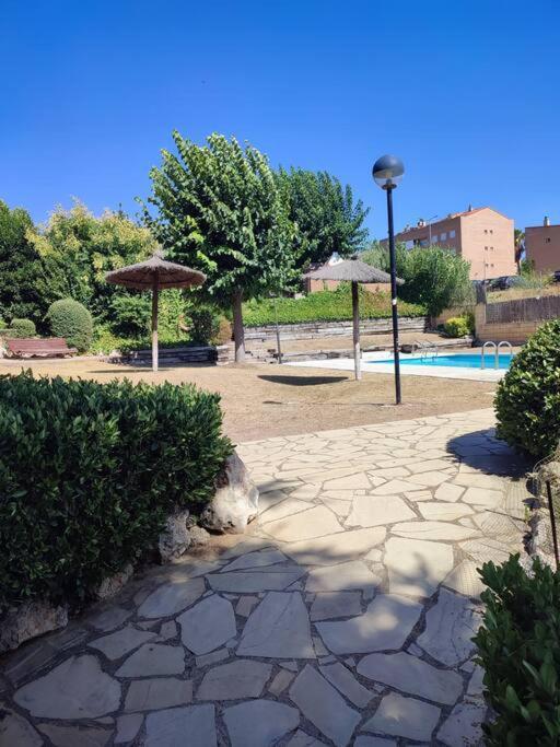 Duplex Con Piscina En Rubi Apartman Kültér fotó